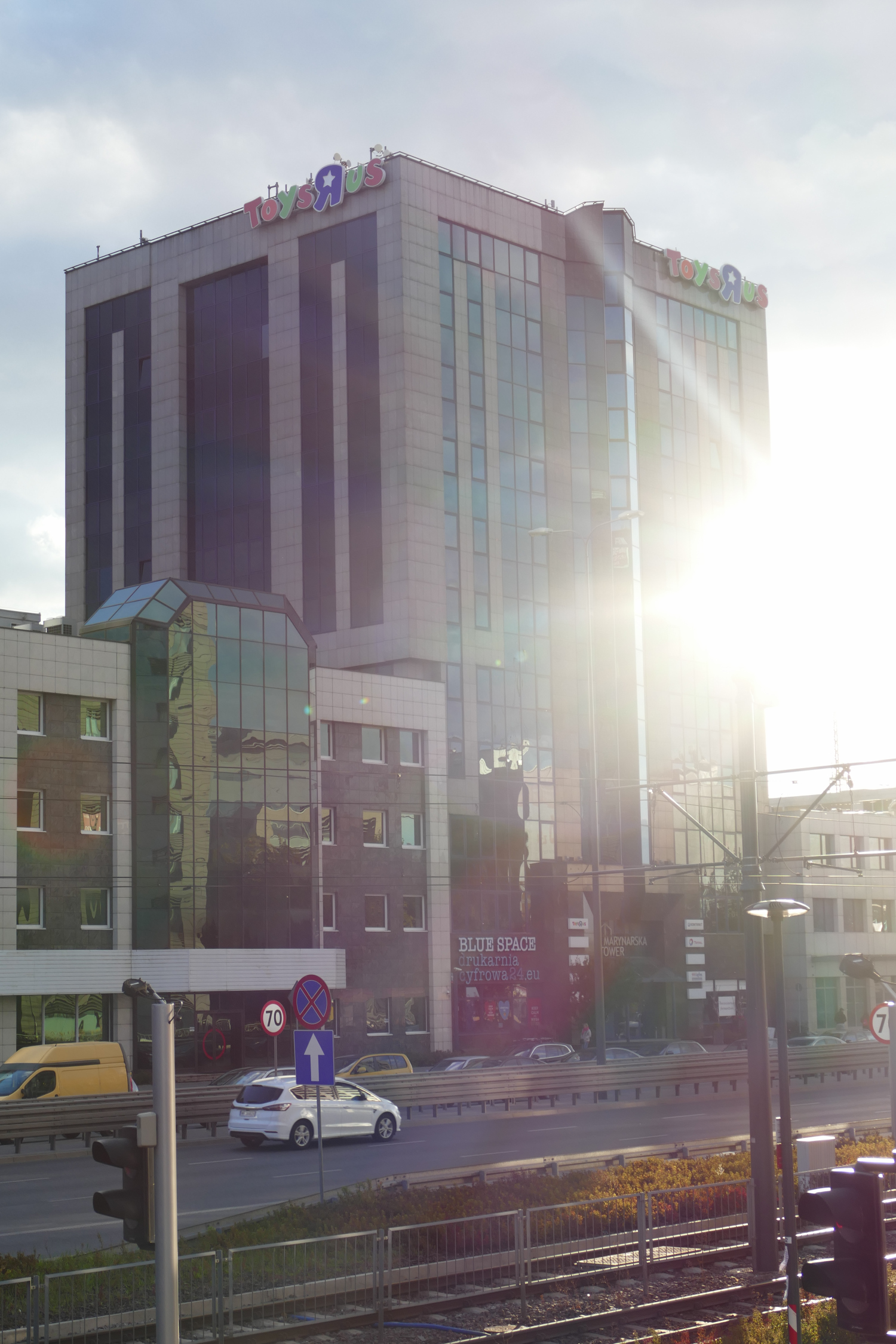 Zdjęcie architektury budynku Marynarska Tower